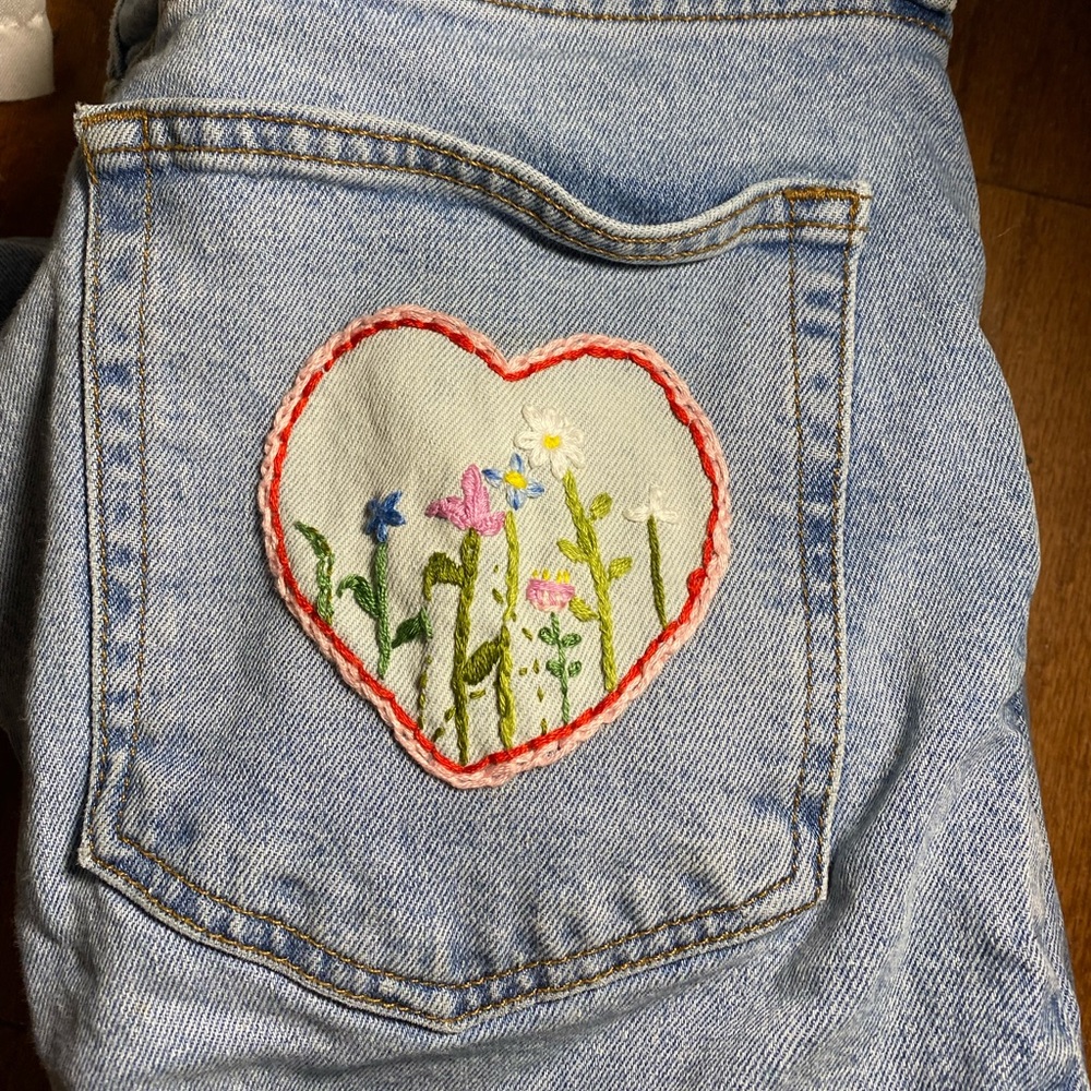 Custom Pocket BDG mid-rise skinny jeans size 3